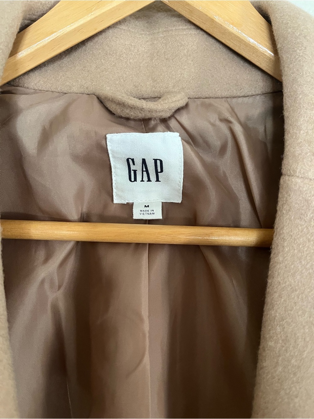 GAP Women's Camel Top Coat, Size M - Picture 4 of 10